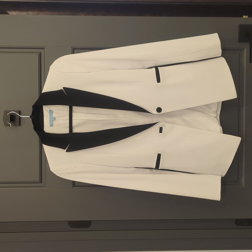 Antonio Melani White Tuxedo Jacket